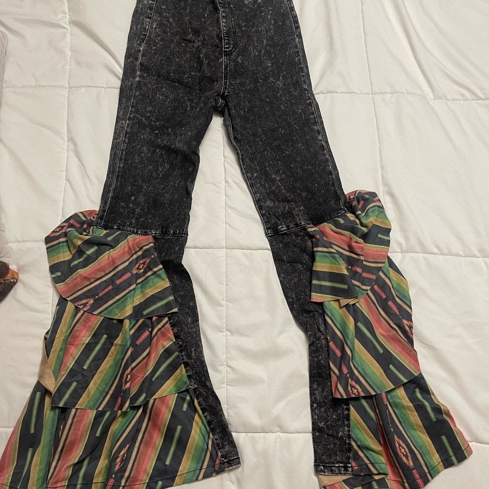 Acid wash western flare jeans size small